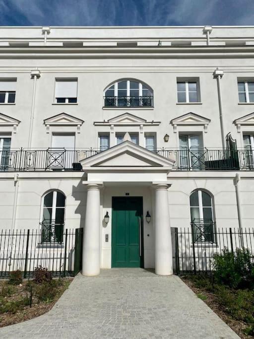 Suite Cartier Near Disneyland Paris Серри Экстерьер фото