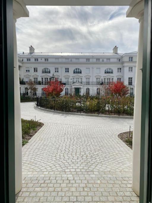 Suite Cartier Near Disneyland Paris Серри Экстерьер фото